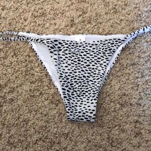 Blackbough swimwear white flint bottom